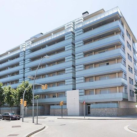 Olala Port Forum Apartments سان أدريان دي بيزوس المظهر الخارجي الصورة